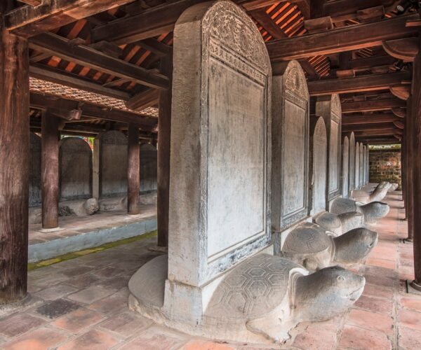 Tiến sĩ ĐOÀN THỤ